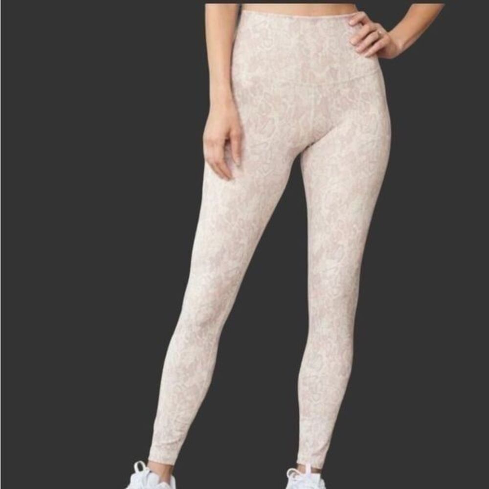 DYI-Define Your Inspiration High Rise PRINTED SIGNATURE TIGHT Animal Sand